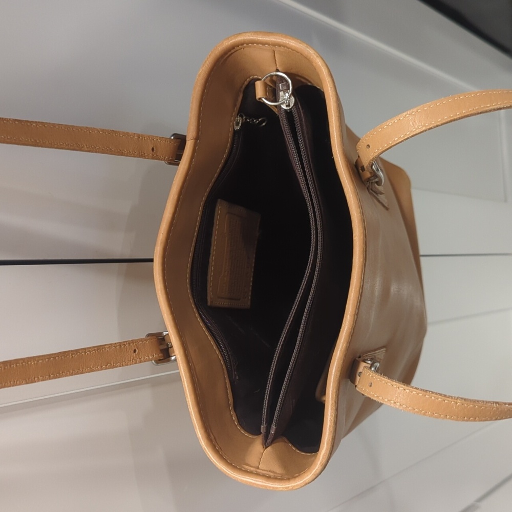 Vintage Coach Legacy Bucket Bag #9803 In Camel - Picture 4 of 15